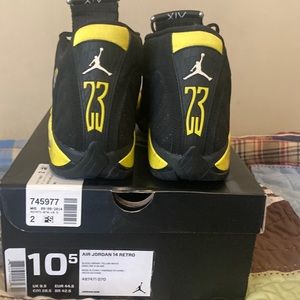 Jordan 14 Retro Thunder  Black/Vibrant  Yellow-White